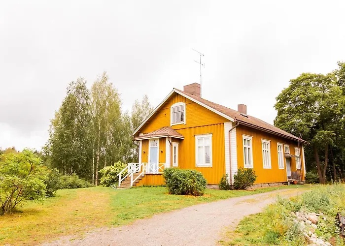 Johtola * Миккели